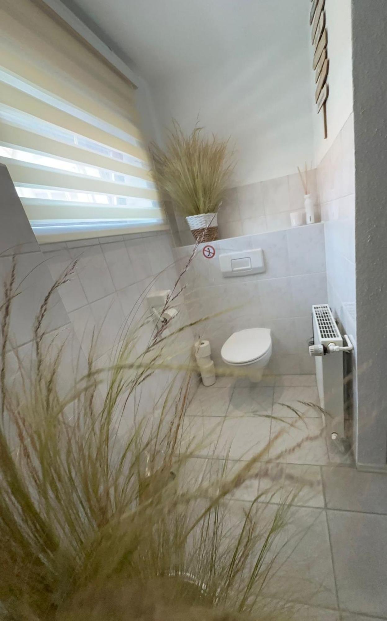 Ferienwohnung Am Strom Rostock Luaran gambar