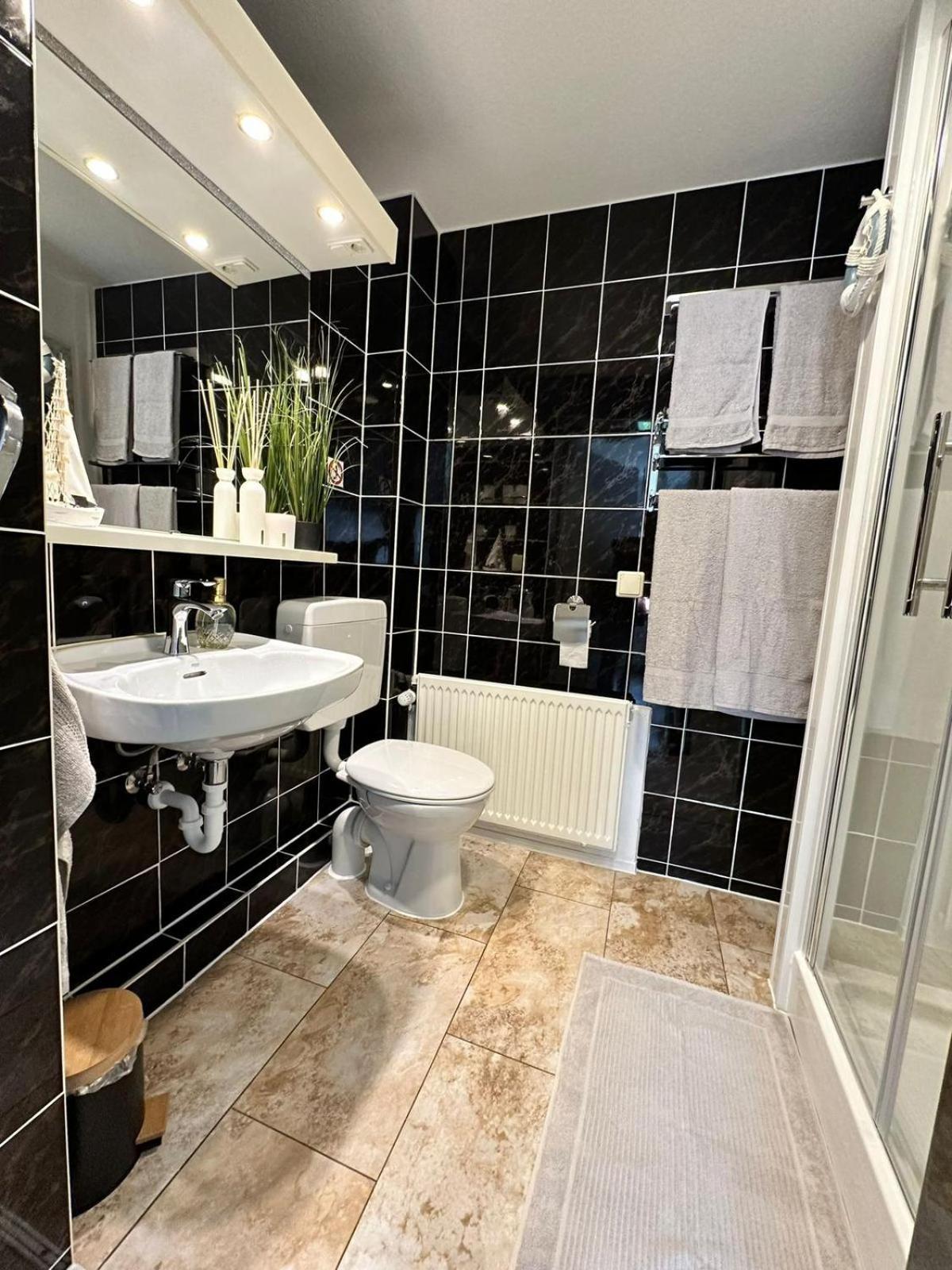 Ferienwohnung Am Strom Rostock Luaran gambar